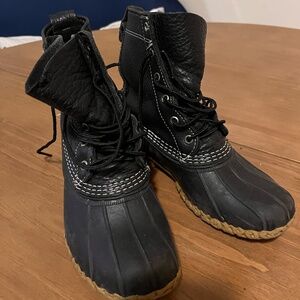 LL Bean Duck Boots Women's 8M, Black Leather/Black Rubber